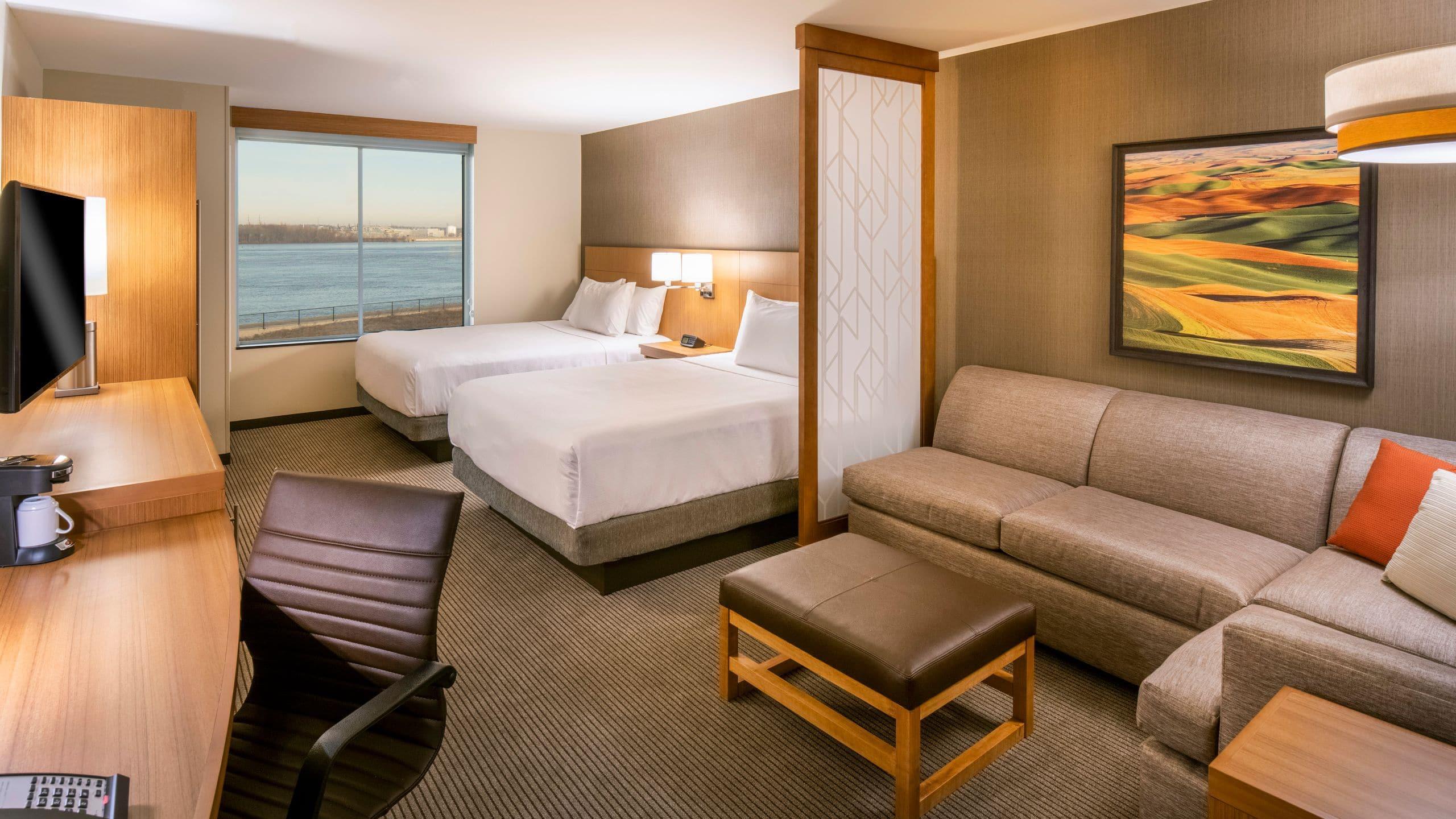 Hyatt Place East Moline/quad Cities 3*