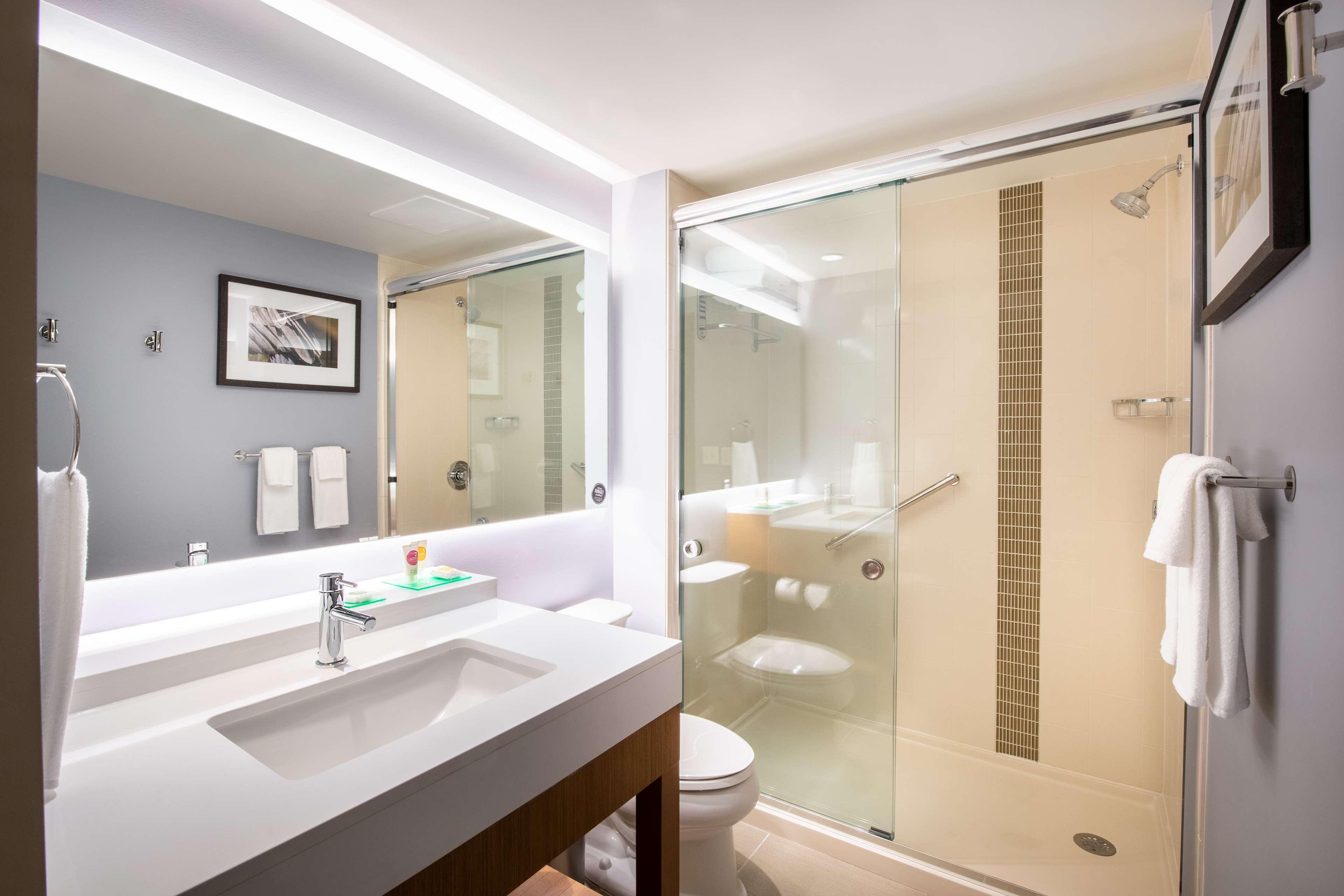 Hyatt Place East Moline/quad Cities 3*