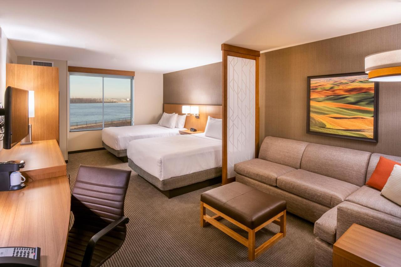 Hyatt Place East Moline/quad Cities